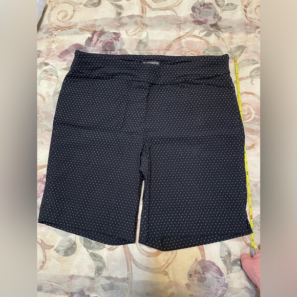 Hilary Radley Pants - Women’s Stretchy Bermuda Short
